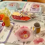 Tesak-cernava Guest house *