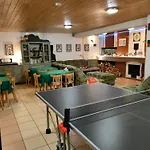 Tesak-cernava Guest house Chvalcov
