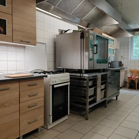 Tesak-cernava Guest house Chvalcov