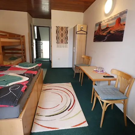 Tesak-cernava Guest house