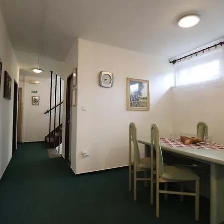 Casa de hóspedes Tesák-čerňava Chvalčov